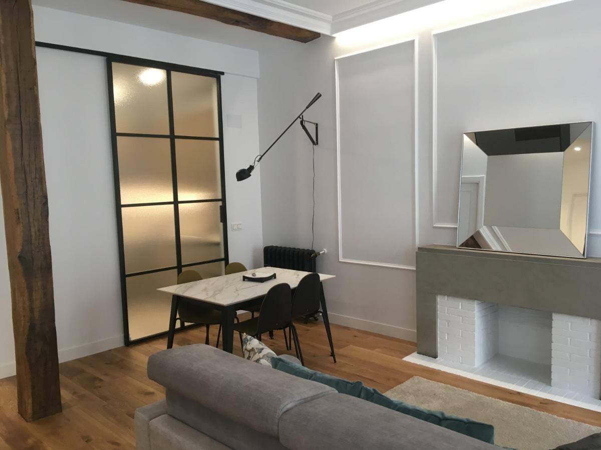 Апартаменти Hondarribi, Lujoso Apartamento En El Centro. Сан-Себастьян Екстер'єр фото